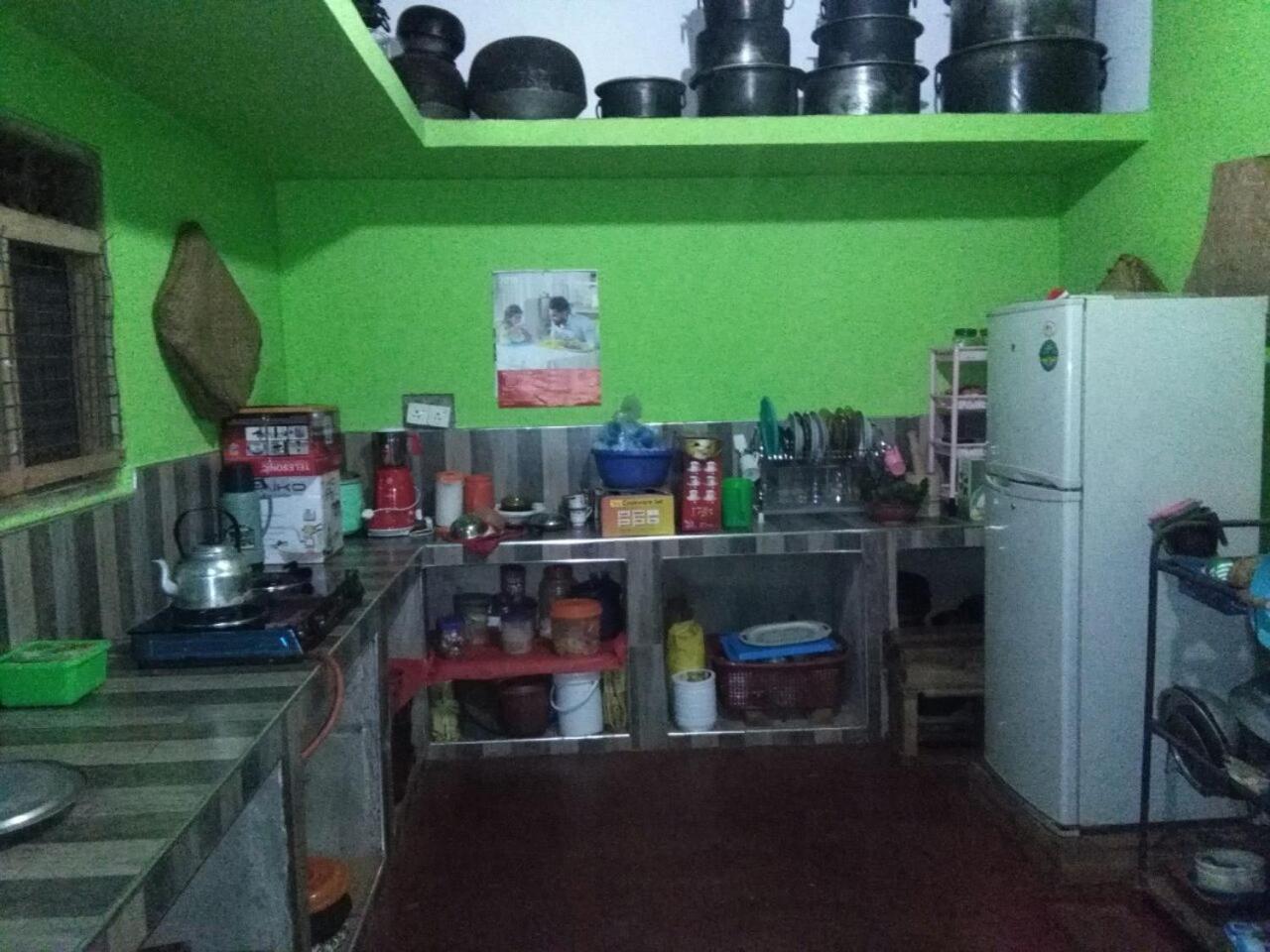 Thilina Homestay Сигирия Экстерьер фото